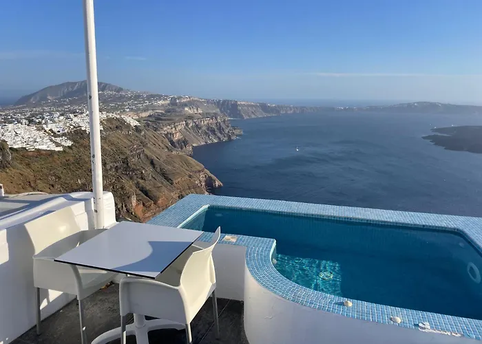 Alexander 3* Imerovigli (Santorini)