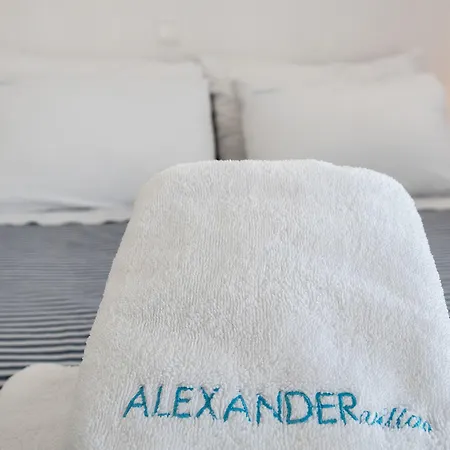 Alexander 3*