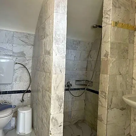 Alexander Hotel 3*