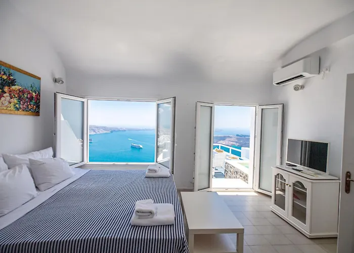 Alexander 3* Imerovigli (Santorini)