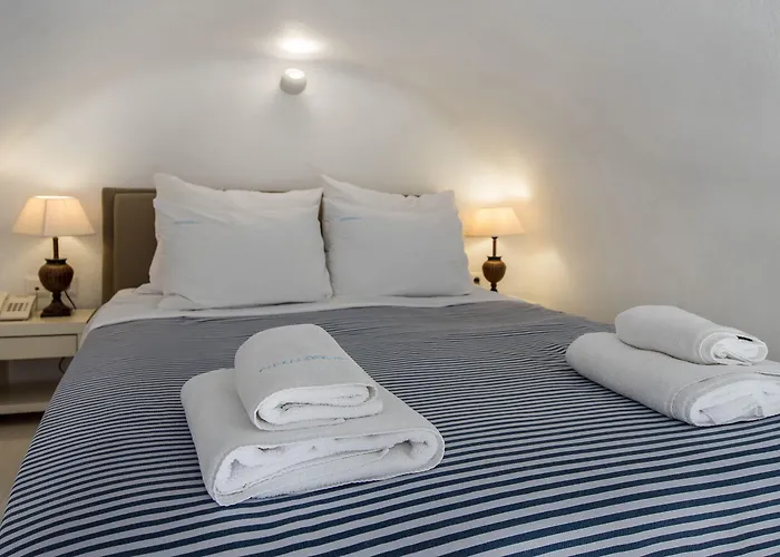 Alexander 3* Imerovigli (Santorini)