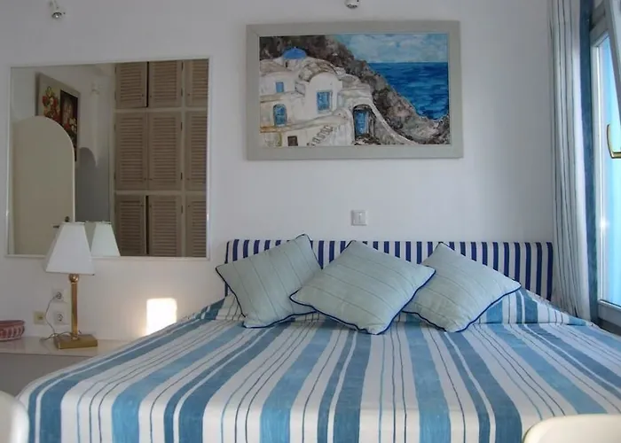 Hotel Alexander Imerovigli (Santorini)